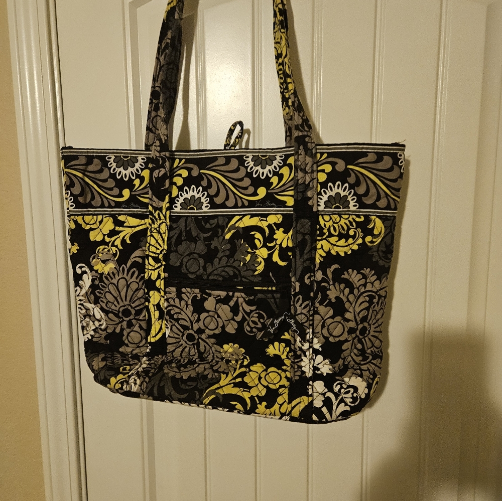 Vera Bradley Vera Tote
